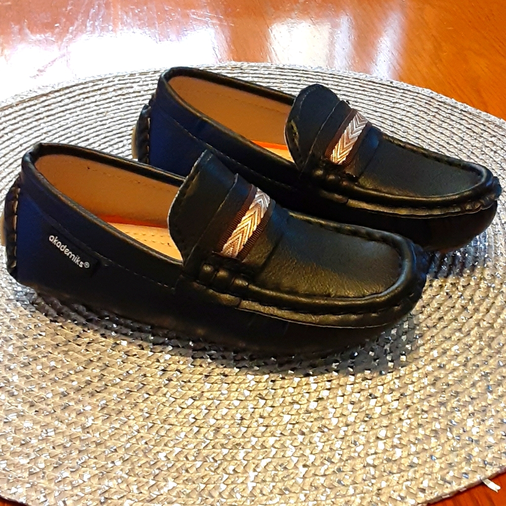 Akademiks 9 infant driving dress shoes